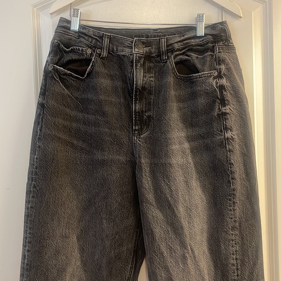 American Eagle Outfitters size 12 regular black jeans - Picture 2 of 5